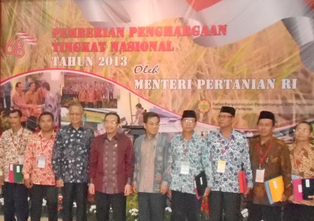 Mentan Suswono Akui Bangga pada Prestasi Petani Teladan 2013